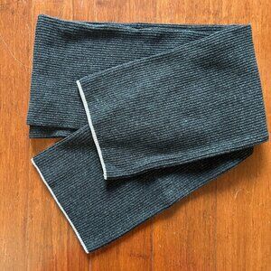 Aday Shrug it off scarf/shrug in grey